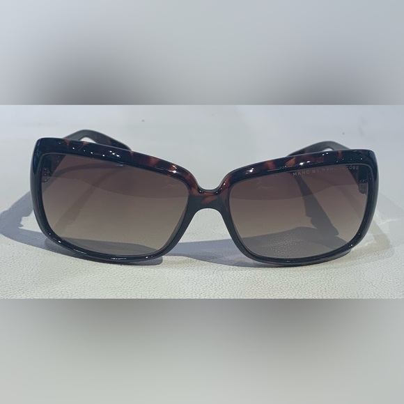 New Marc by Marc Jacobs Sunglasses main image 7